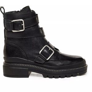 NWOT BERNARDO Leather Boots